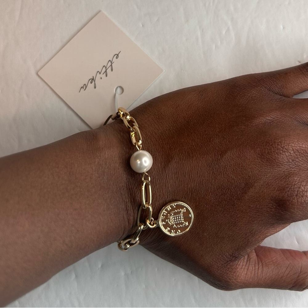 NWT Ettika One Penny Single One Pearl Charm Gold Bracelet 18K Gold